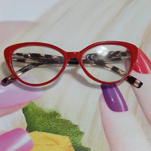 Red Cat-Eye +2.75 Reading Glasses NWOT - Picture 1 of 5